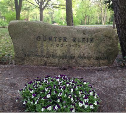 Grabstein Günter Klein, Waldfriedhof Zehlendorf, Berlin