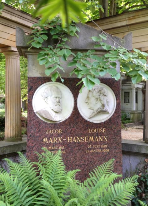 Grabstein Louise Marx-Hansemann, geb. Hansemann, Alter St. Matthäus Kirchhof, Berlin-Schöneberg