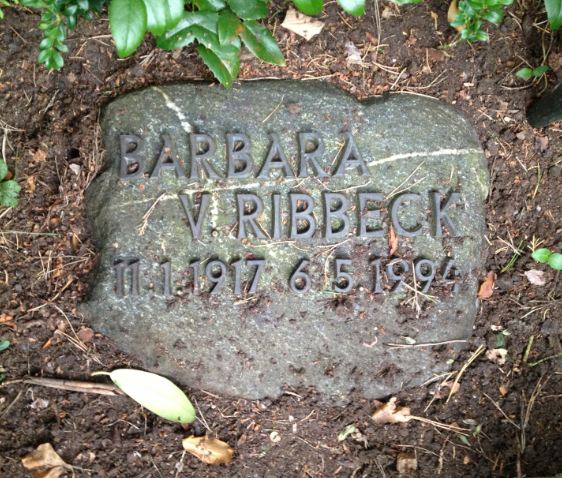 Grabstein Barbara von Ribbeck, Waldfriedhof Dahlem, Berlin