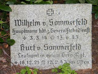 Wilhelm von Sommerfeld, Grabstein auf dem Parkfriedhof Lichterfelde, Thuner Platz, Berlin-Lichterfel