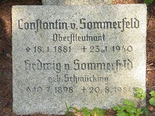 Grabstein Constantin von Sommerfeld, Parkfriedhof Lichterfelde, Thuner Platz, Berlin-Lichterfelde