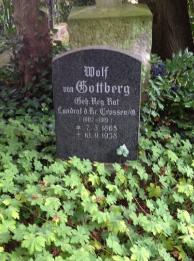 Grabstein Wolf von Gottberg, Friedhof Bornstedt, Brandenburg