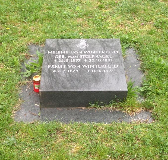 Grabstein Ernst von Winterfeld, Invalidenfriedhof Berlin, Deutschland