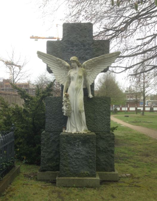 Grabstein Julius Nolte, Invalidenfriedhof Berlin, Deutschland