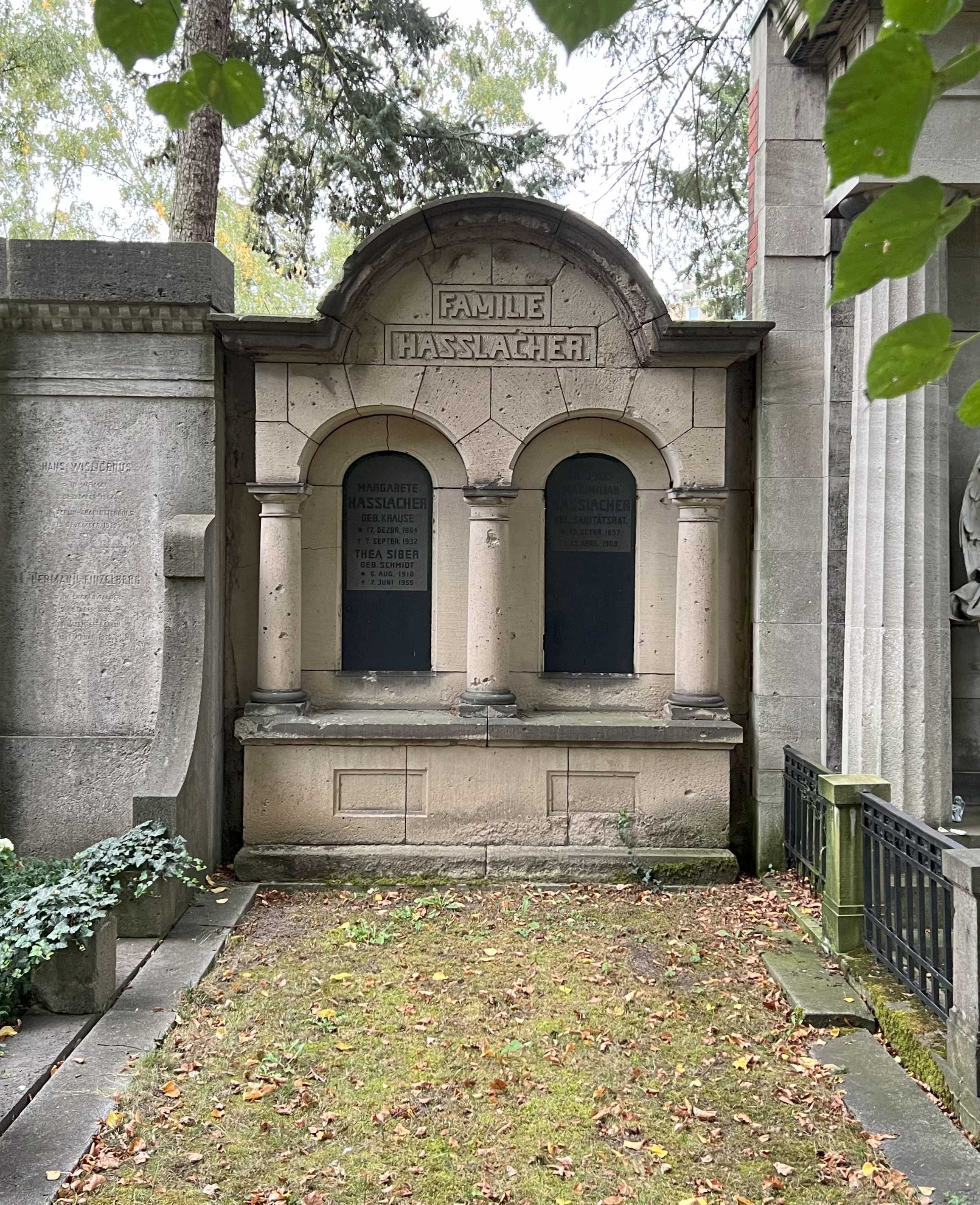 Grabstein Margarete Hasslacher, geb. Krause, Friedhof Wilmersdorf, Berlin