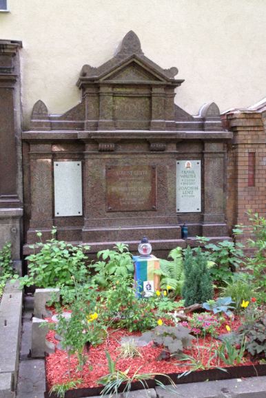 Grabstein August Lentz, Alter St. Matthäus Kirchhof, Berlin-Schöneberg