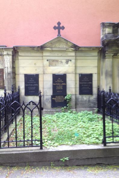 Grabstein Georg Freiherr von Hollen, Alter St. Matthäus Kirchhof, Berlin-Schöneberg