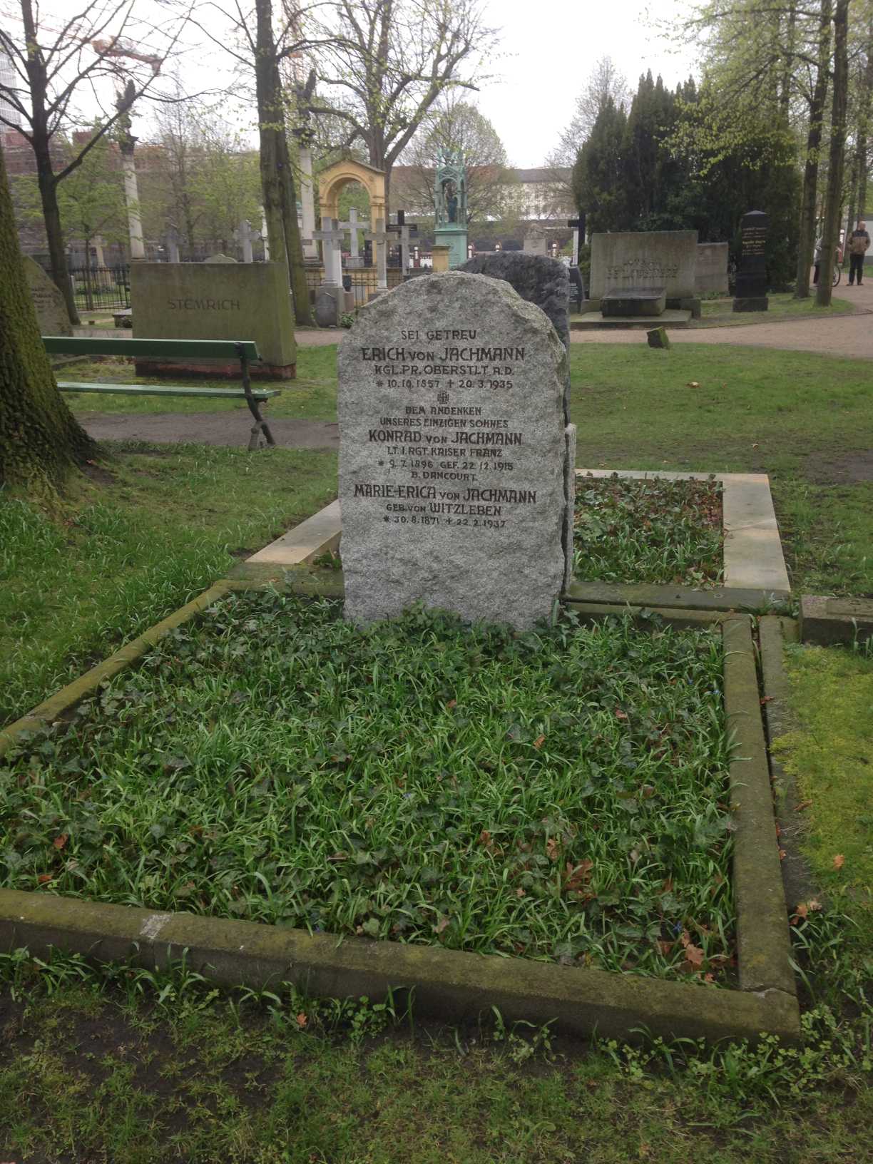 Grabstein Marie-Erica von Jachmann, geb. von Witzleben, Invalidenfriedhof Berlin