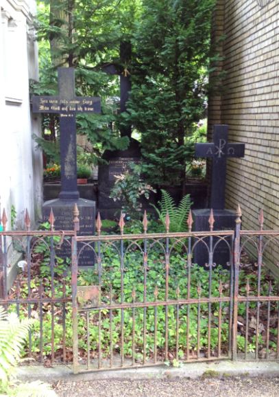 Grabstein Ernst Freiherr von Troschke, Alter St. Matthäus Kirchhof, Berlin-Schöneberg