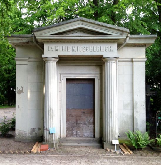 Mausoleum Eilhard Mitscherlich, Alter St. Matthäus Kirchhof, Berlin-Schöneberg