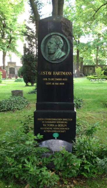 Grabstein Gustav Hartmann, Alter St. Matthäus Kirchhof, Berlin-Schöneberg