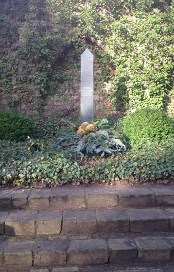 Grabstein Jürgen Wohlrabe, Friedhof Heerstraße, Berlin-Charlottenburg, Deutschland