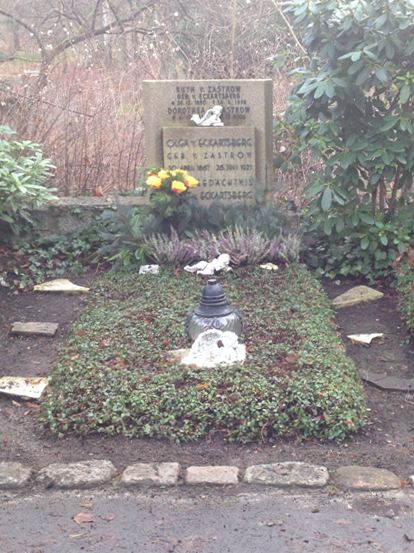 Grabstein Olga Eckartsberg, geb. von Zastrow, Friedhof Heerstraße, Berlin-Charlottenburg, Deutschland