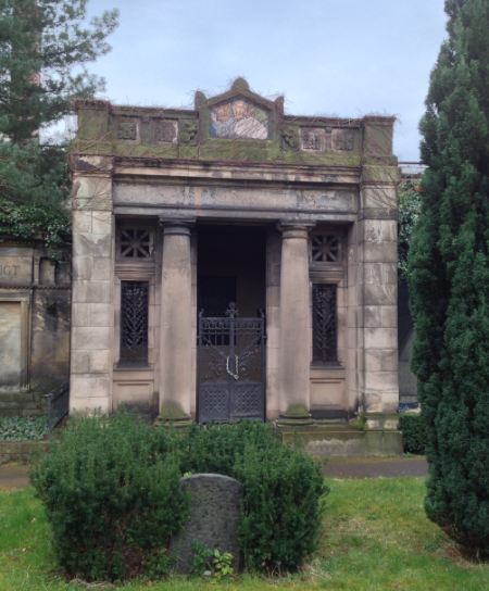 Grabstein Fritz Neisser, Alter Friedhof der Zwölf-Apostel-Gemeinde, Berlin-Schöneberg