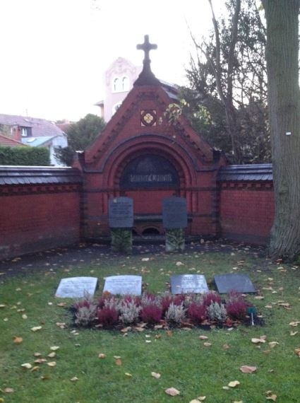 Grabstein Fedor von Brodowski, Friedhof Wannsee, Lindenstraße, Berlin