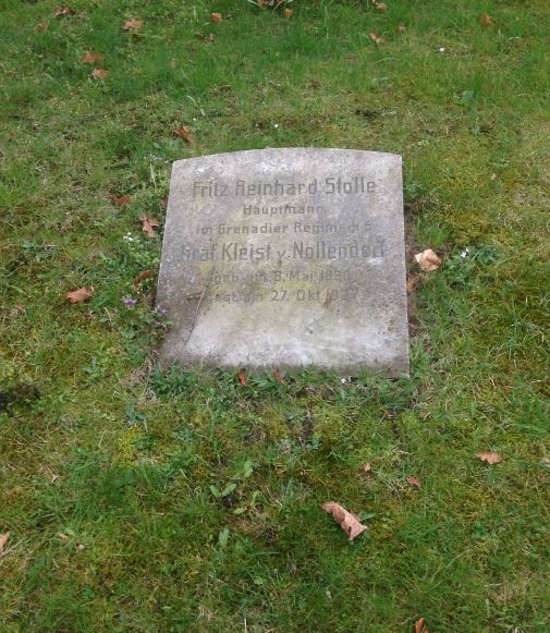 Grabstein Fritz Reinhard Stolle, Invalidenfriedhof Berlin, Deutschland