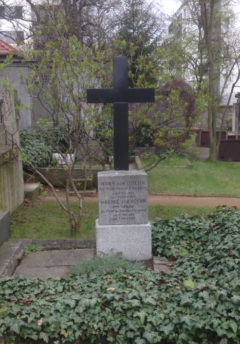 Grabstein Hans von Boehn, Invalidenfriedhof Berlin, Deutschland