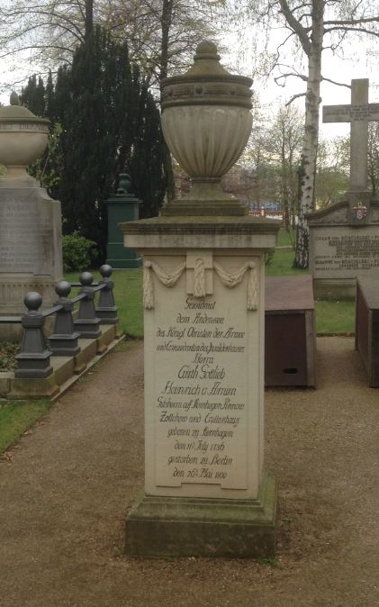 Grabstein Curth Gottlieb Heinrich von Arnim, Invalidenfriedhof Berlin, Deutschland