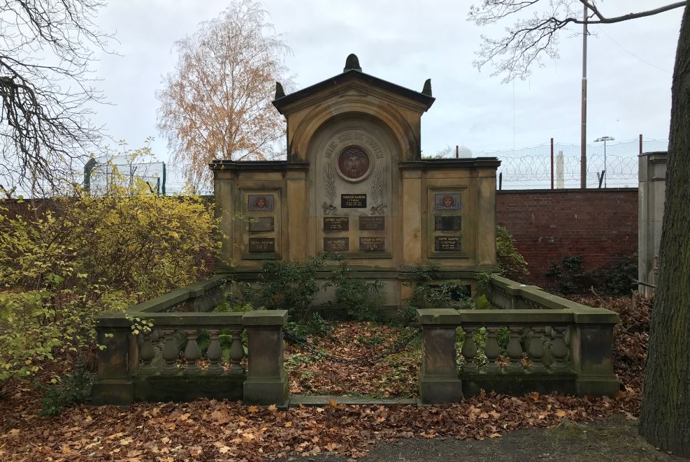 Grabstein Egon Schümann, Friedhof Columbiadamm, Berlin