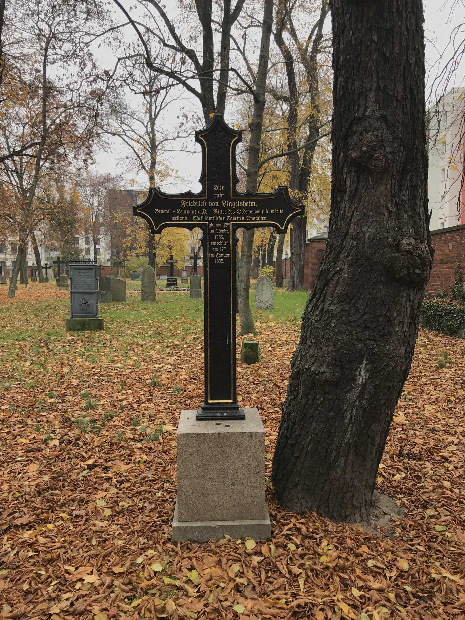 Grabstein Friedrich von Lingelsheim, Alter Garnisonfriedhof Berlin