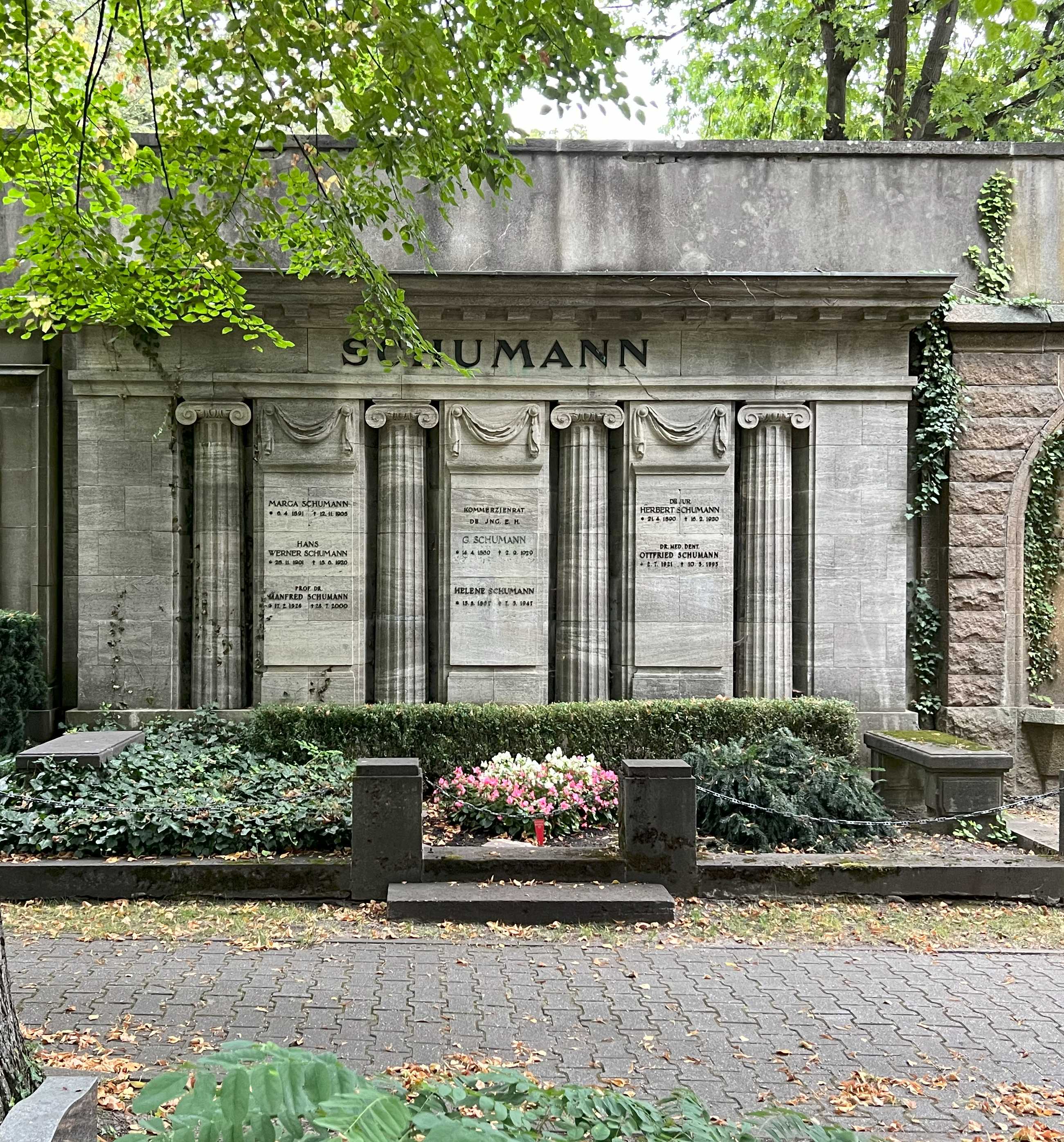 Grabstein Marga Schumann, Friedhof Wilmersdorf, Berlin