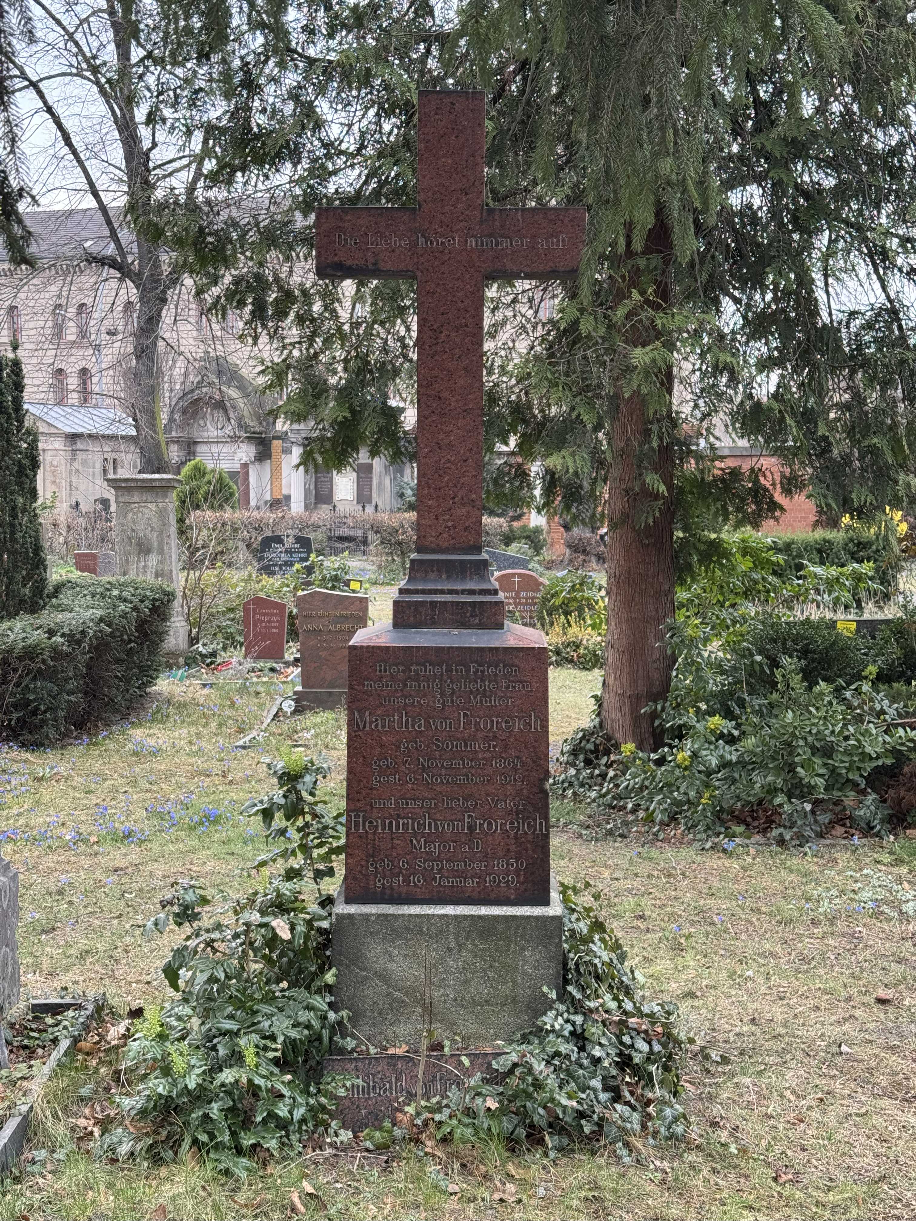 Grabstein Heinrich von Froreich, Friedhof III der Jerusalems- und Neuen Kirchengemeinde, Berlin-Kreuzberg, Deutschland