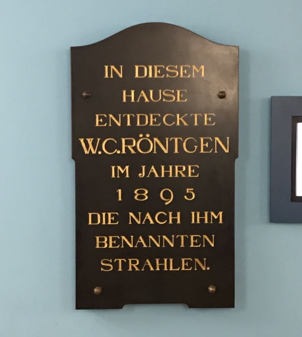 Gedenktafel Wilhelm Conrad Röntgen in Würzburg