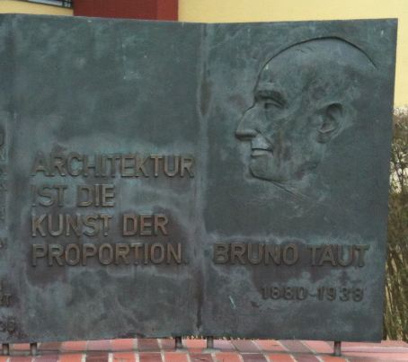 Denkmal Bruno Taut, Berlin-Zehlendorf