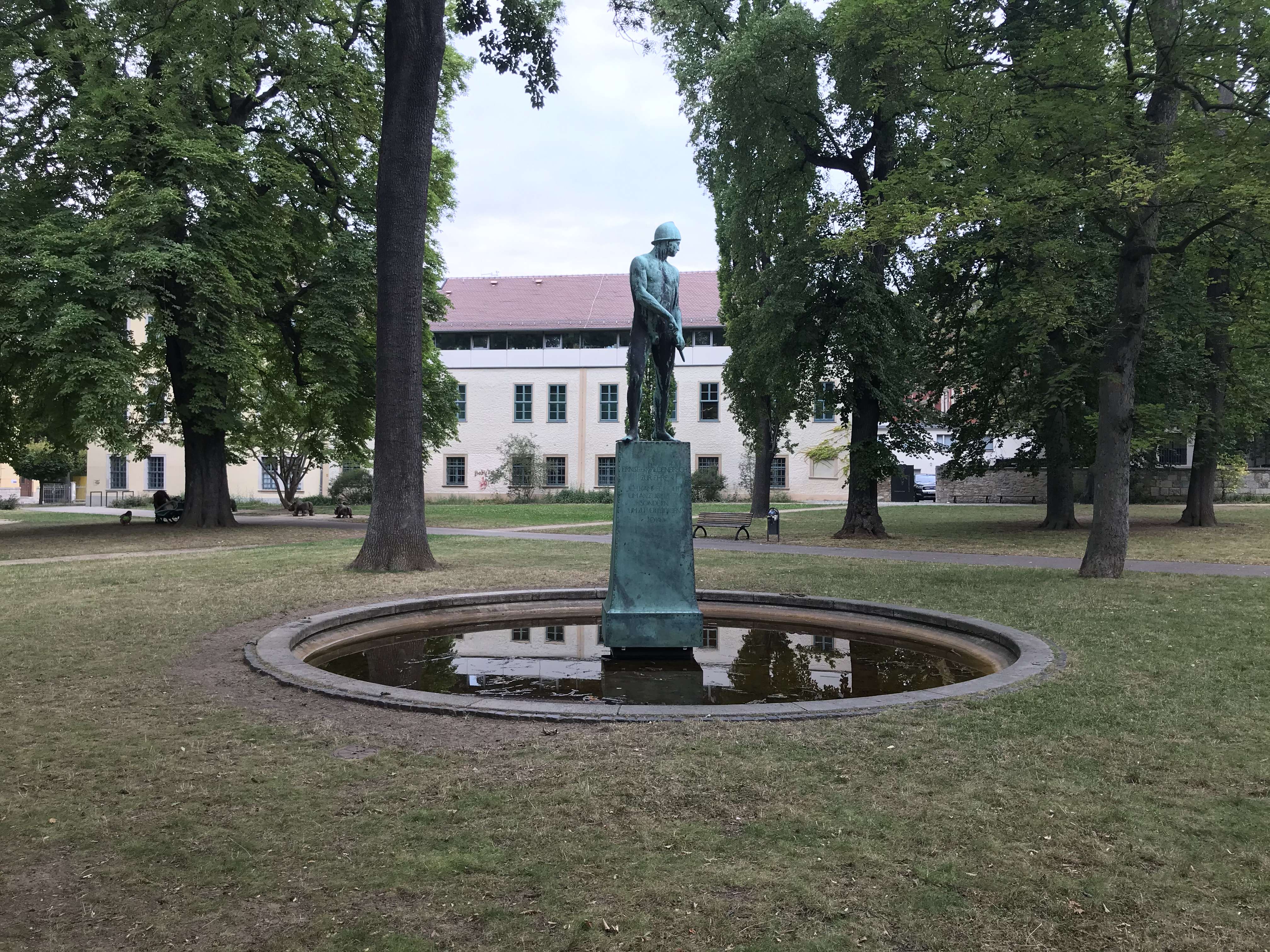 Ernst von Wildenbruch Denkmal in Weimar
